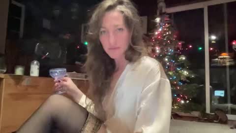 rubywavesback online show from 11/28/25, 06:27