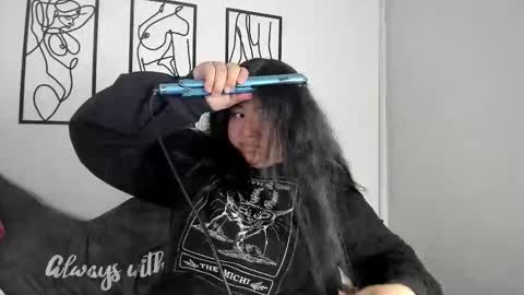 I am  Ruby online show from 12/14/25, 07:07