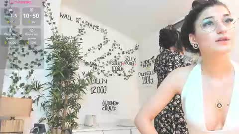 Snapshot of rubyylicious chatting on 06/14/26, 06:43 Moona online show from 06/14/26, 06:43