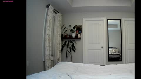 Snapshot of rudyred333 chatting on 01/11/25, 04:48 rudyred333 online show from 01/11/25, 04:48