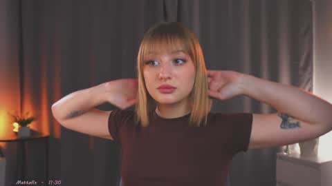 Mila online show from 03/22/26, 05:16