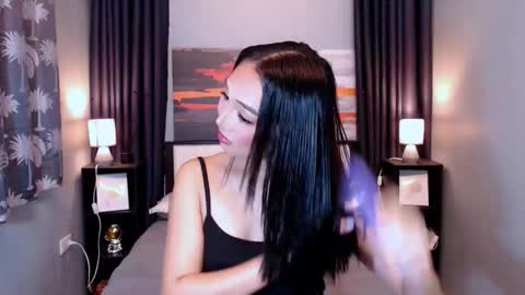 its me Sabel online show from 12/16/25, 12:10