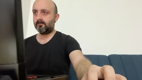 Snapshot of rufa_life chatting on 02/19/25, 08:01 rufa_life online show from 02/19/25, 08:01