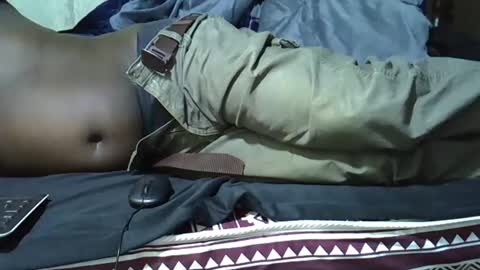 Snapshot of ruffbwoy chatting on 02/13/25, 07:56 Jayden online show from 02/13/25, 07:56