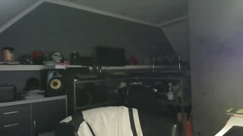 Chico que rico Caliente online show from 02/22/25, 11:46