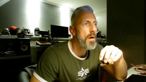 Chico que rico Caliente online show from 02/23/25, 06:23