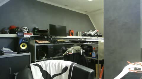 Chico que rico Caliente online show from 02/23/25, 09:26