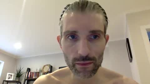 Snapshot of rugbymvp chatting on 12/10/24, 01:22 rugbymvp online show from 12/10/24, 01:22