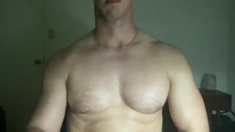 Snapshot of runfasterxo chatting on 12/28/24, 12:13 runfasterxo online show from 12/28/24, 12:13