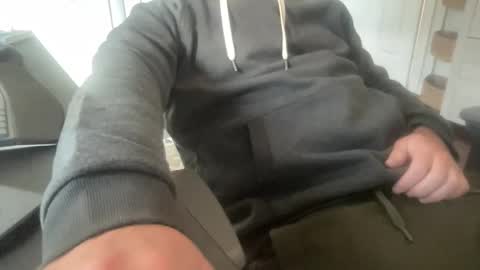 rungriff2323 online show from 11/02/25, 06:43