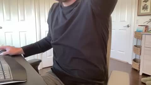 rungriff2323 online show from 12/16/25, 04:23