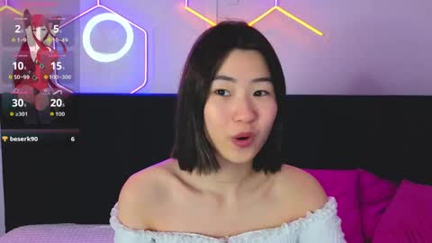Snapshot of runi_asian chatting on 05/23/26, 01:33 Runi online show from 05/23/26, 01:33