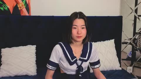 Snapshot of runi_asian chatting on 05/25/26, 01:33 Runi online show from 05/25/26, 01:33