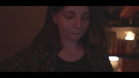 Snapshot of running_with_the_wolves chatting on 09/12/25, 10:32 Elena online show from 09/12/25, 10:32