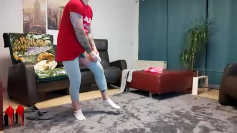 Snapshot of ruskinni1893 chatting on 10/19/25, 09:37 Ruskinni online show from 10/19/25, 09:37