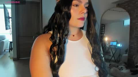 Snapshot of russcurley chatting on 03/12/25, 09:45 Lorenn online show from 03/12/25, 09:45