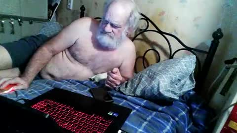 Snapshot of russtenail21 chatting on 11/30/25, 07:12 Russtenail21 online show from 11/30/25, 07:12