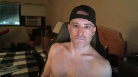 rustic_cuse_777 online show from 11/24/25, 10:53