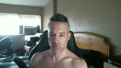 rustic_cuse_777 online show from 11/28/25, 08:11