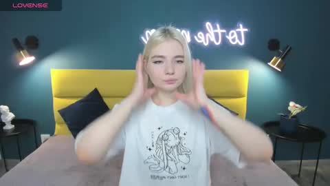 ruthbryant online show from 09/20/25, 01:39