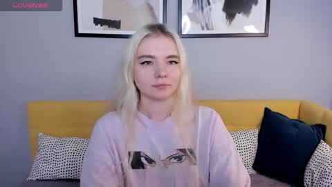 ruthbryant online show from 11/14/25, 01:26