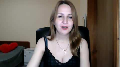 Snapshot of ruthpark chatting on 04/22/26, 06:53 Ruth online show from 04/22/26, 06:53