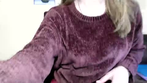 Snapshot of ruthpark chatting on 04/23/26, 12:29 Ruth online show from 04/23/26, 12:29