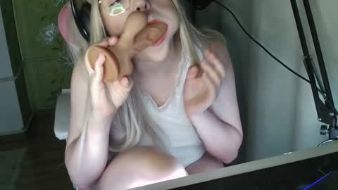 Tanyushka online show from 01/28/25, 06:17