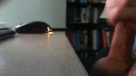 rutmuscle22 online show from 12/04/25, 07:55