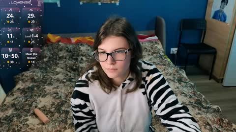 Snapshot of ruyjin_choi chatting on 12/04/24, 12:47 Ruyjin online show from 12/04/24, 12:47