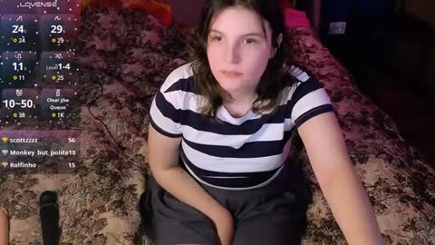 Snapshot of ruyjin_choi chatting on 12/09/24, 07:29 Ruyjin online show from 12/09/24, 07:29