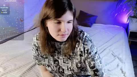 Snapshot of ruyjin_choi chatting on 02/06/25, 10:59 Ruyjin online show from 02/06/25, 10:59