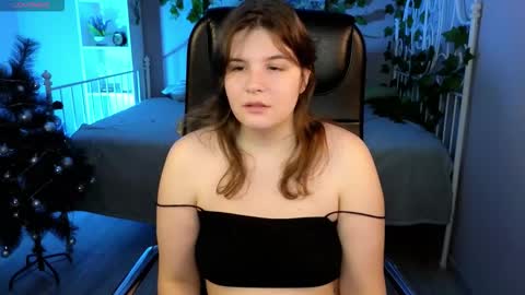 Snapshot of ruyjin_choi chatting on 12/15/25, 11:03 Ruyjin online show from 12/15/25, 11:03