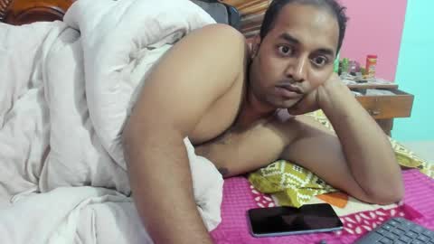 rwb17 online show from 01/12/25, 12:39