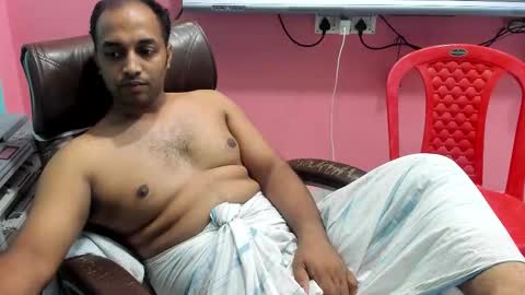 rwb17 online show from 09/12/25, 05:29