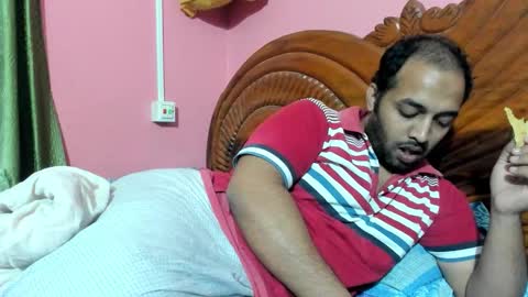 rwb17 online show from 12/17/25, 09:37