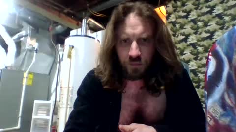 Snapshot of rwb1982 chatting on 12/02/24, 01:03 rwb1982 online show from 12/02/24, 01:03