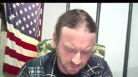 Snapshot of rwb1982 chatting on 11/08/25, 04:23 rwb1982 online show from 11/08/25, 04:23