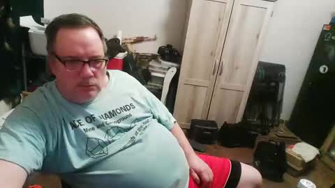 Snapshot of rwzar_0712 chatting on 11/16/25, 04:51 rwzar_0712 online show from 11/16/25, 04:51