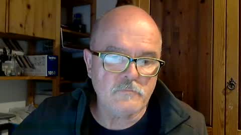 Snapshot of rxn68 chatting on 09/22/25, 10:34 rxn68 online show from 09/22/25, 10:34