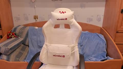 Snapshot of ryan__cole chatting on 03/02/26, 01:51 Ryan Cole online show from 03/02/26, 01:51