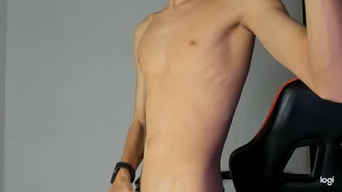Snapshot of ryan_bronw chatting on 07/11/26, 03:42 Nathan online show from 07/11/26, 03:42
