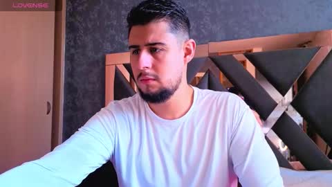 R Y A N online show from 11/12/25, 01:00