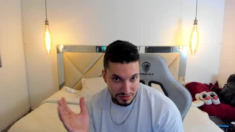 Ryan online show from 04/01/26, 02:45