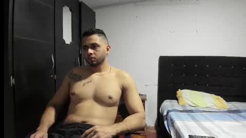 Snapshot of ryan_xc1 chatting on 11/22/25, 02:43 ryan_xc1 online show from 11/22/25, 02:43