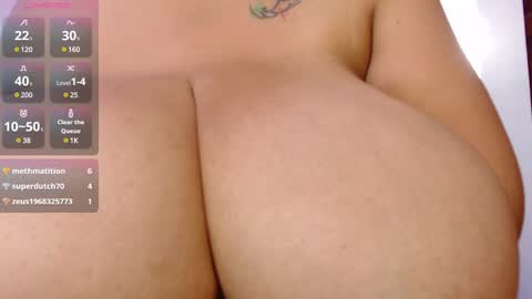 Snapshot of ryanastone_ chatting on 01/31/25, 04:48 Hanna online show from 01/31/25, 04:48