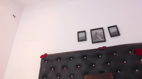 Snapshot of ryanastone_ chatting on 02/15/25, 02:37 Hanna online show from 02/15/25, 02:37