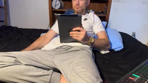 Ryan Jizz online show from 10/11/25, 02:26