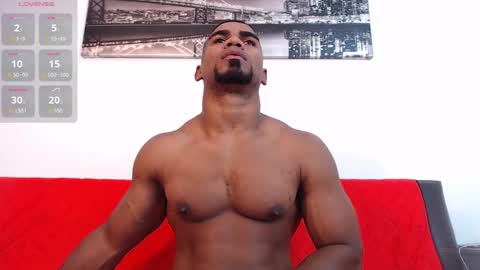 Instagram  Ryandwrn online show from 09/28/25, 05:18