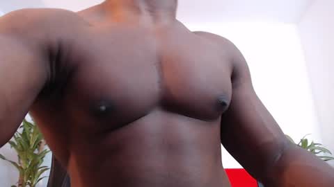 Instagram  Ryandwrn online show from 04/05/26, 05:54